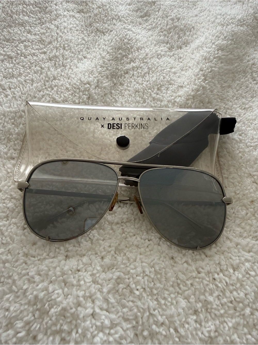 Quay Silver Aviator Sunglasses - Gray Lenses